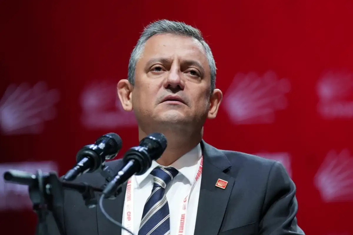 Özel Erken Seçim İçin Kasım 2025 Tarihine İşaret Etti