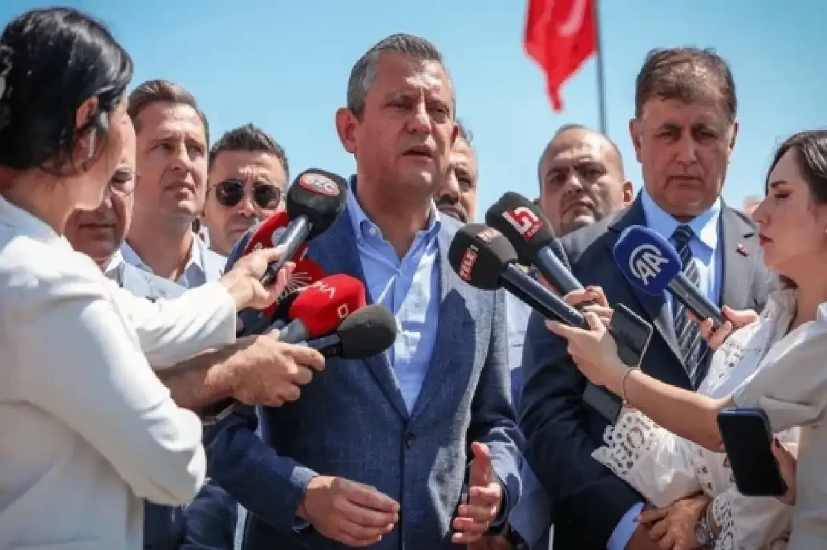 Özgür Özel'den Tayfun Karaman'a Tam Destek