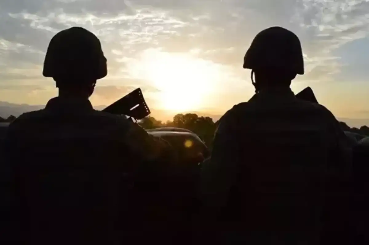 PKK'lı Terörist Hudut Karakoluna Teslim Oldu