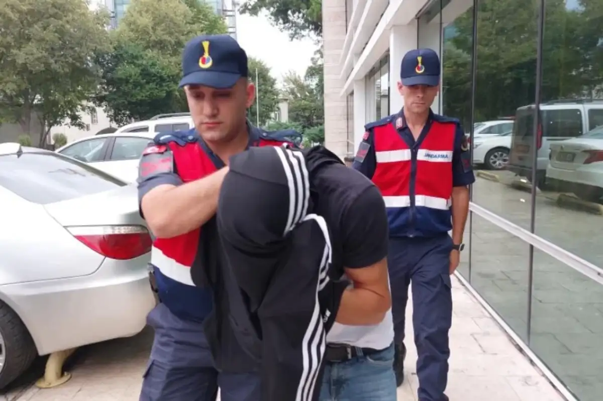 Samsun'da 19 Yaşındaki Genç Kıza Cinsel İstismarda Bulunan Şahıs Tutuklandı