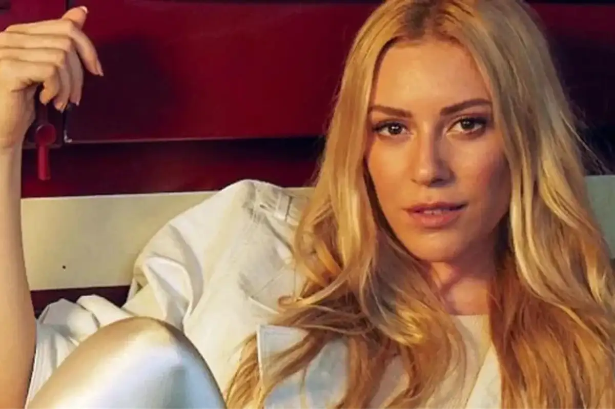 Sinem Kobal Yıllar Sonra Mesleğe Geri Dönüyor