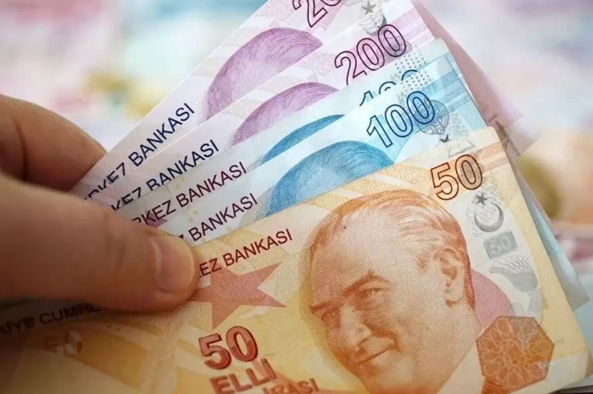 SON DAKİKA: Kredi Kartlarından Savunma Sanayi Fonu için Katkı Payı Alınmayacak!