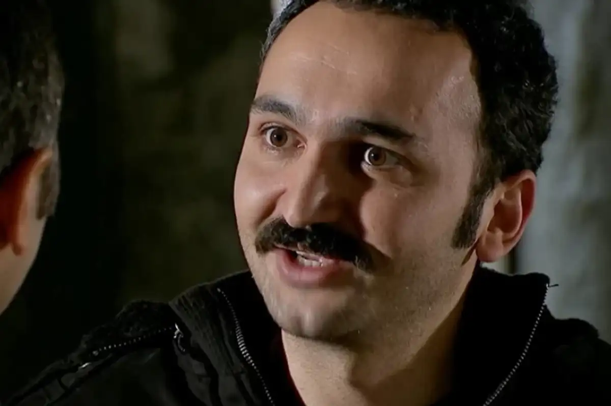 Taş Kağıt Makas Dizisi Avukat Neşet Kimdir? Gökhan Yıkılkan’ın Canlandırdığı Neşet’in Hikayesi ve Özellikleri