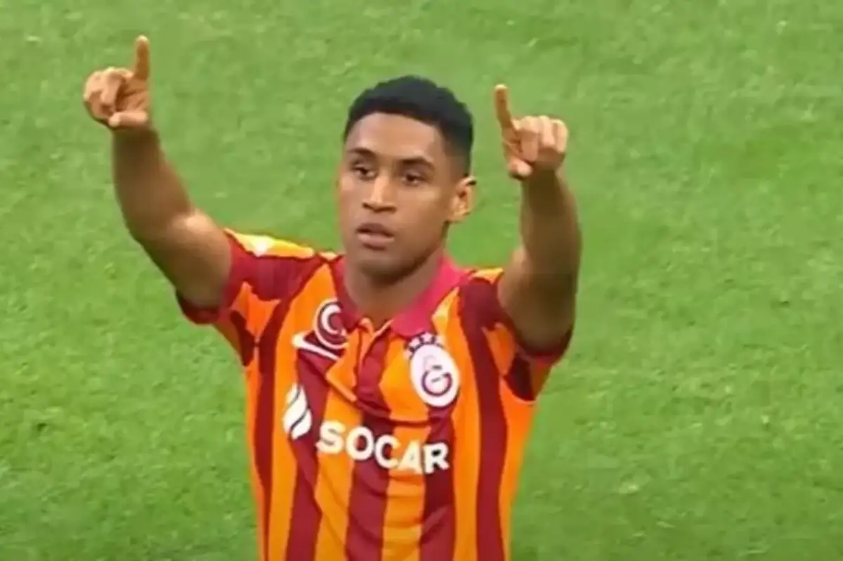Tete'nin Sözleşmesi Sızdırıldı! Galatasaraylı Yönetici Çok Sert Tepki Gösterdi