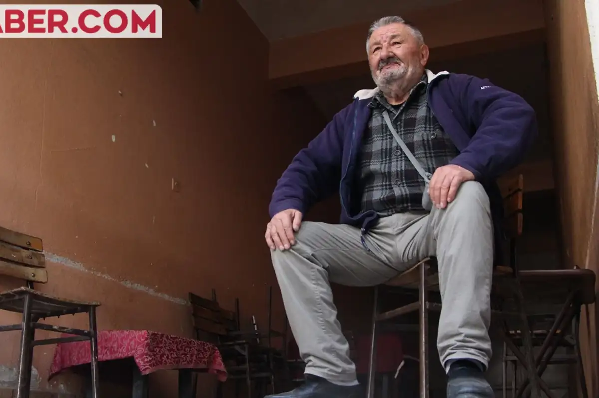 Trabzonlu Cemal Amcanın 'Hamburg' Aşkı Vasiyetinde Bile Yer Aldı: 'Hamburg Kıraathanesi'