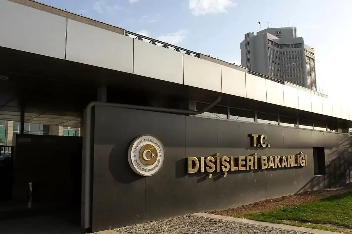 Türkiye’den Güney Kıbrıs’ın Silahlanma Faaliyetlerine Tepki: “Yanlış Politika İstikrarı Tehdit Ediyor”