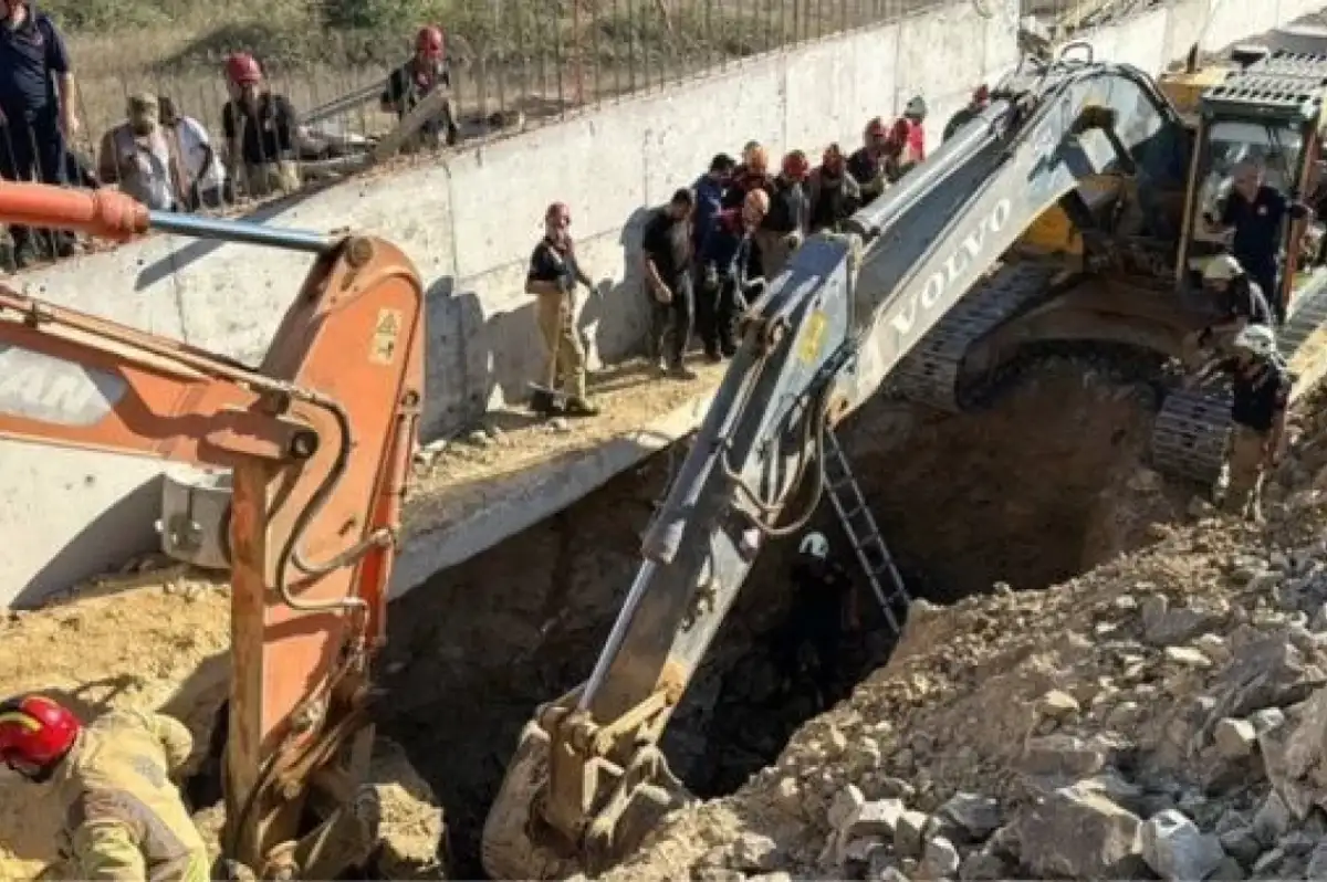 Tuzla'da Şantiyede Göçük Meydana Geldi: 2 İşçi Hayatını Kaybetti!