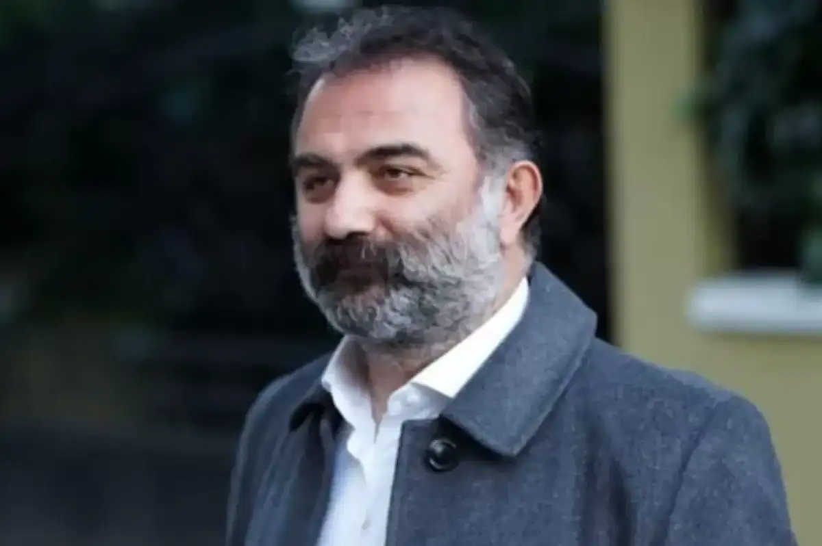 Uzak Şehir Muzaffer Kimdir? Sinan Demirer'in Canlandırdığı Karakter Hakkında Tüm Detaylar