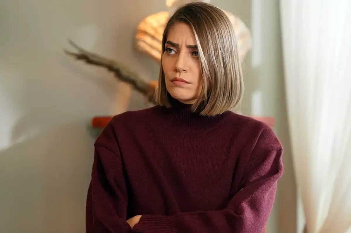 Yalı Çapkını'nda Büyük Şok: Öznur Serçeler Ayrıldı Mı? Yalı Çapkını Asuman Neden Yok?