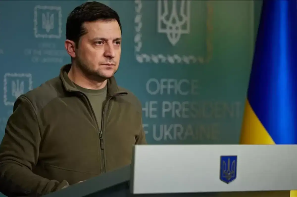 Zelenskiy: "Rusya, Kursk Bölgesinde 50 Bin Askerle Bekliyor" – Batı'ya Füze Çağrısı