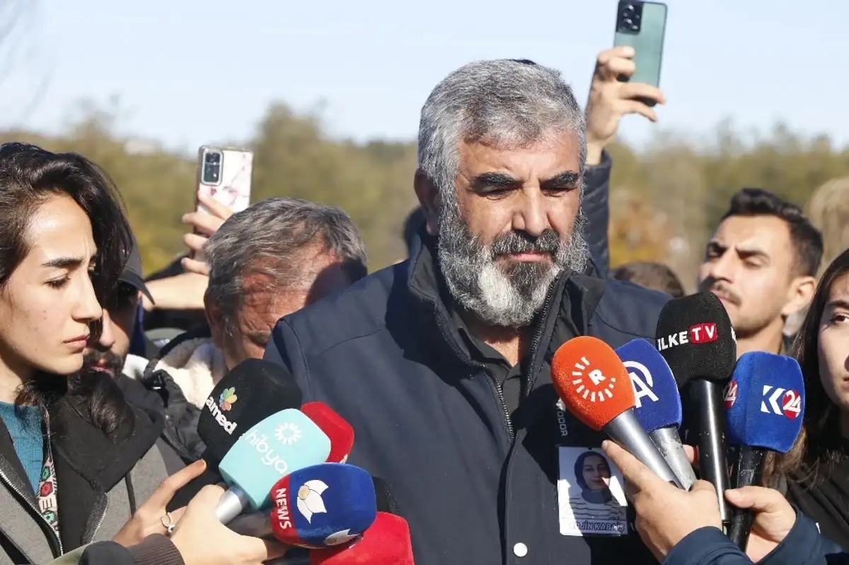 Rojin Kabaiş'in Babasından Tüyler Ürperten İddia: "Rojin'i Katlettiler, Darbettiler"