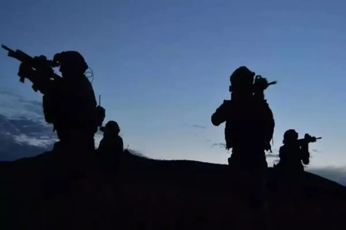 Suriye ve Irak'ta 36 Terörist Etkisiz Hale Getirildi
