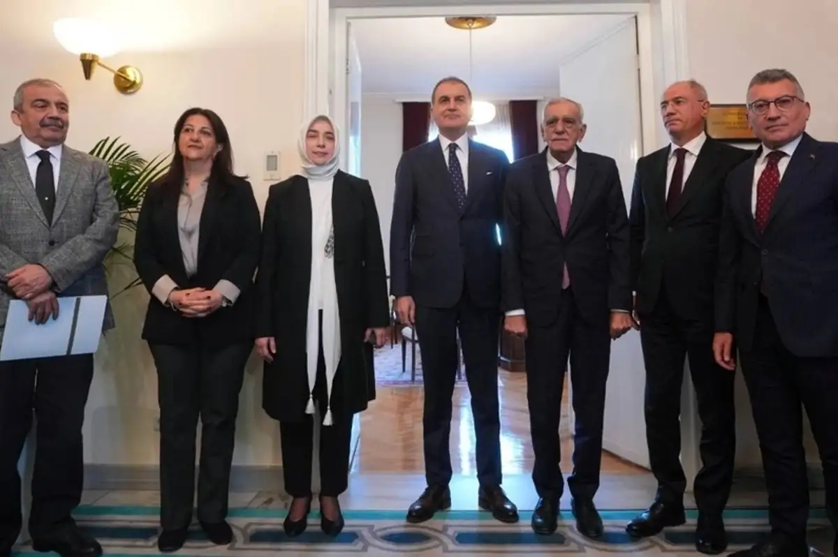 DEM Parti Heyeti AK Parti'yi Ziyaret Etti! İşte İlk Yorumlar