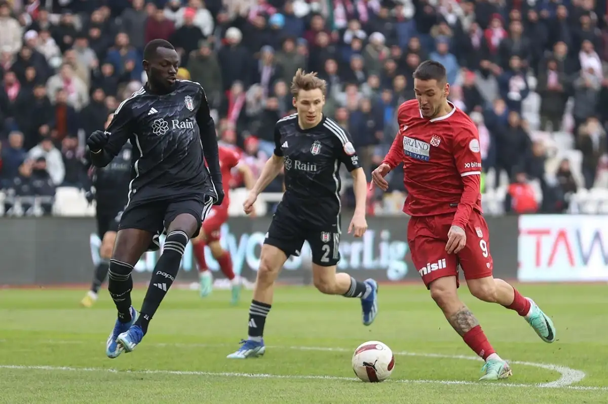Sivasspor Beşiktaş Maçı Ne Zaman? Sivasspor Beşiktaş Maçı Hangi Kanalda? Sivasspor Beşiktaş İlk 11'ler