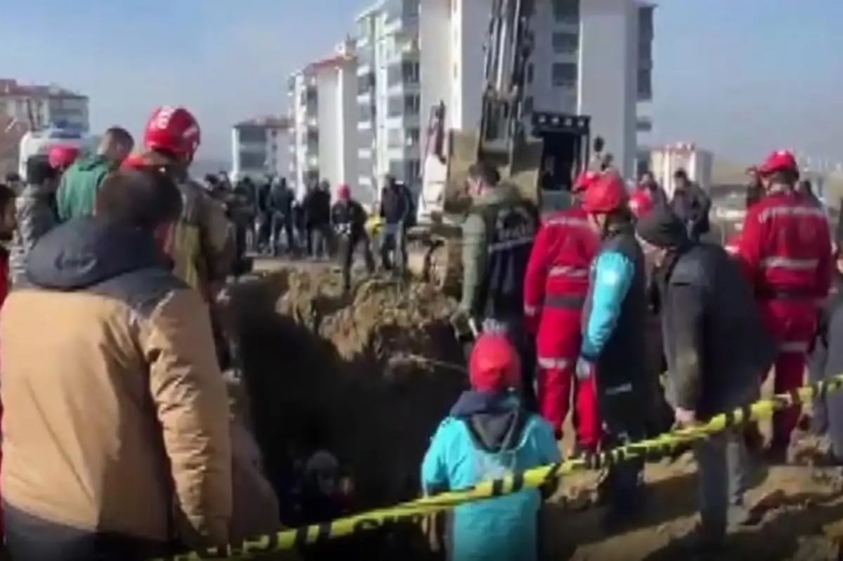 Ankara Polatlı'da İnşaatta Göçük: 1 İşçi Hayatını Kaybetti