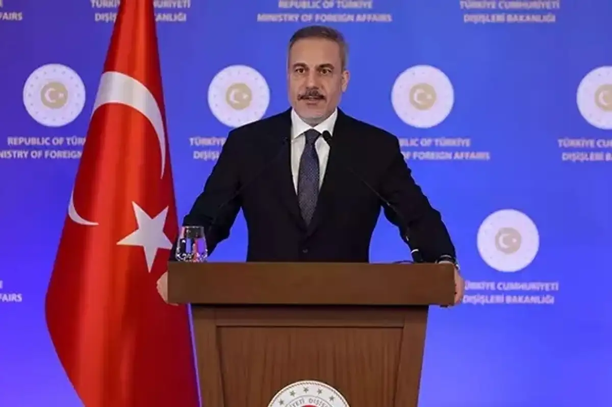 Bakan Fidan'ın Fransa Göndermesi Gündem Oldu: "Avrupa'daki Bazı Küçük Ülkeler"