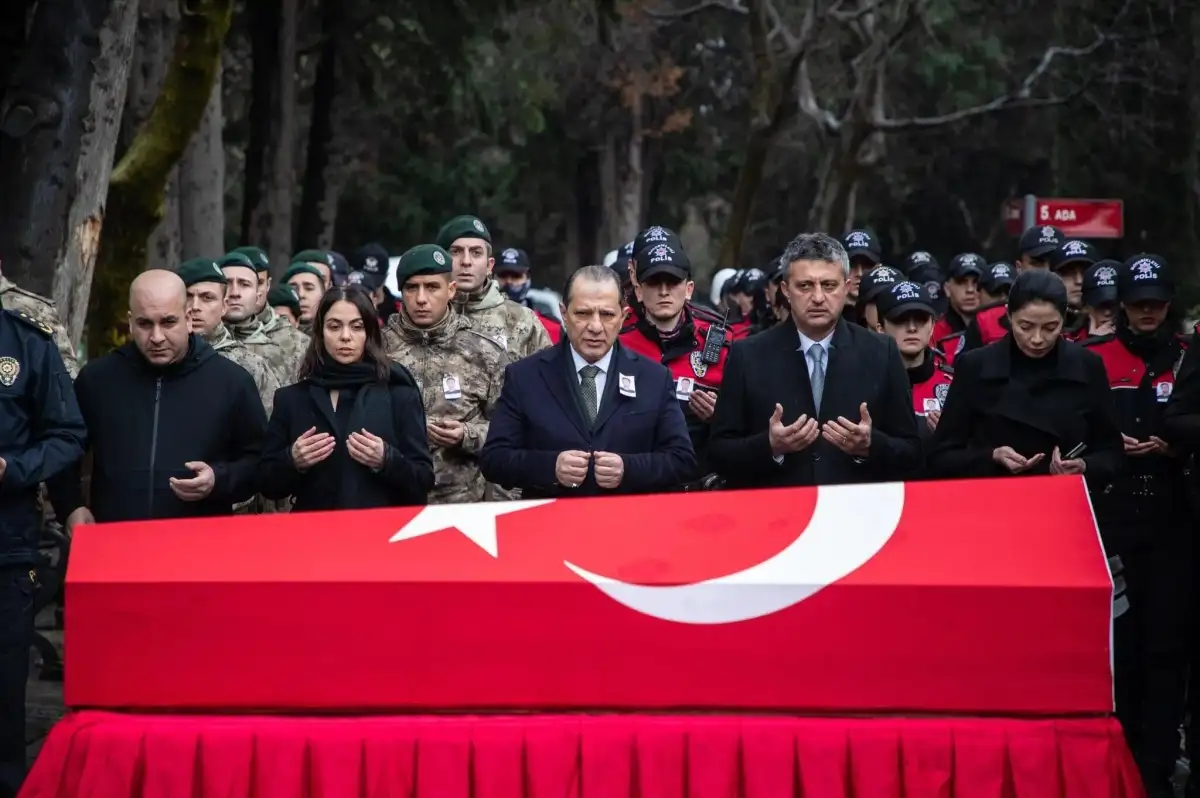 İstanbul'da Motosiklet Kazasında Hayatını Kaybeden Polis Son Yolculuğuna Uğurlandı