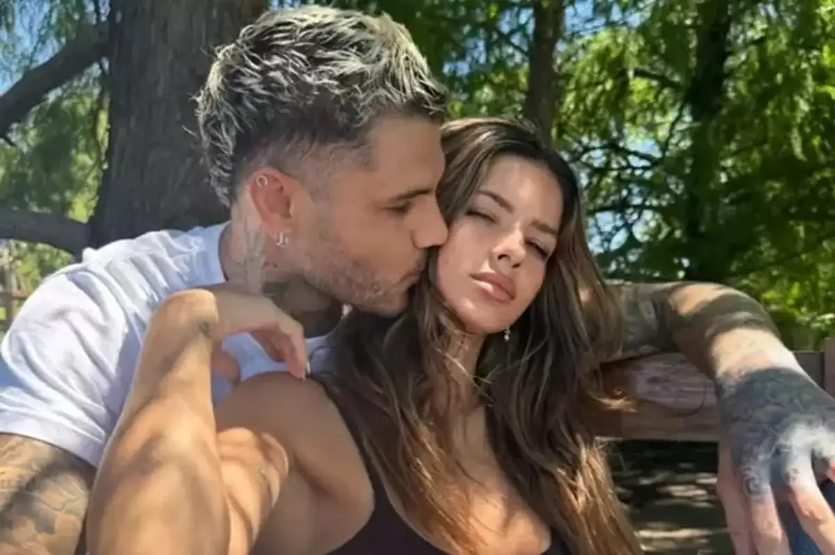 Icardi ve Sevgilisinden Yeni Paylaşım: "Aşk Patlaması"