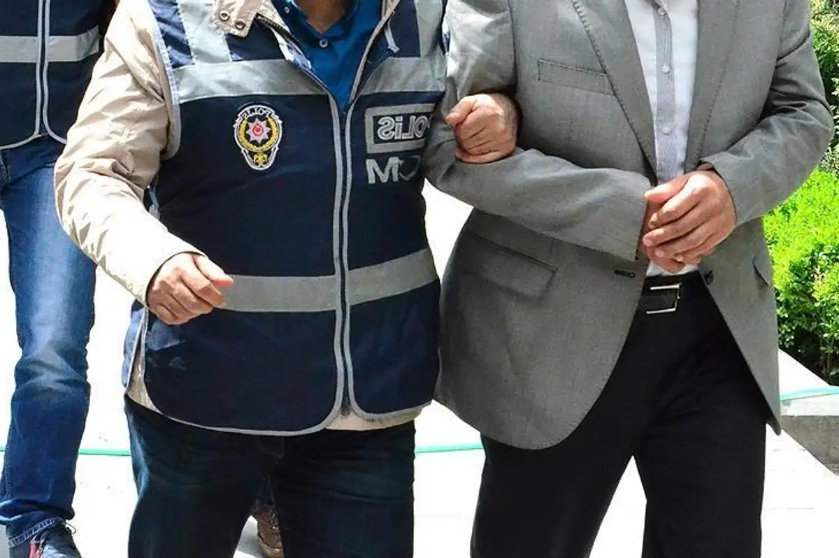 Kayseri'de 2 FETÖ Hükümlüsü Yakalandı