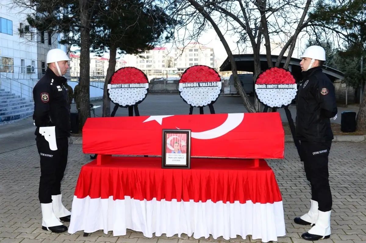 Kalp Krizi Geçiren Polis Hayatını Kaybetti