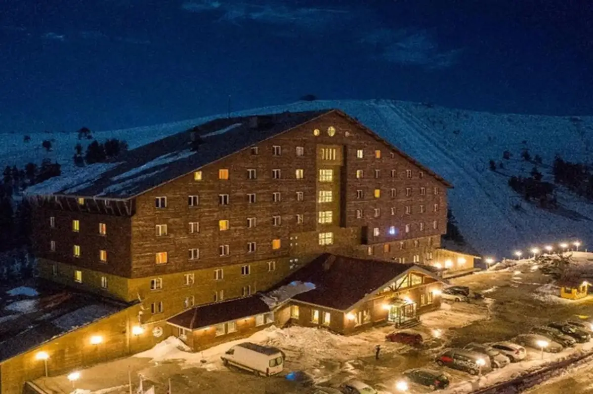 Grand Kartal Otel İçin Yıkım Kararı!