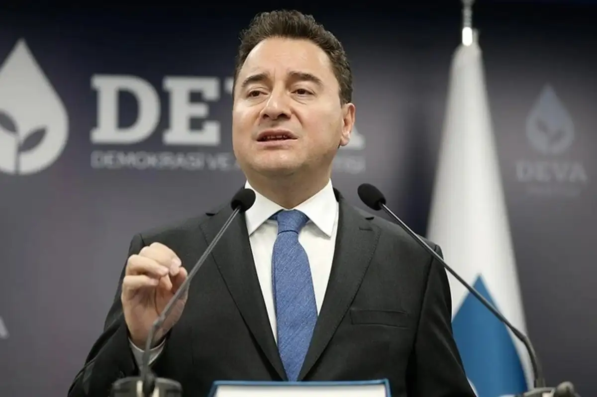Ali Babacan DEVA Partisinin Cumhurbaşkanı Adayını Açıkladı