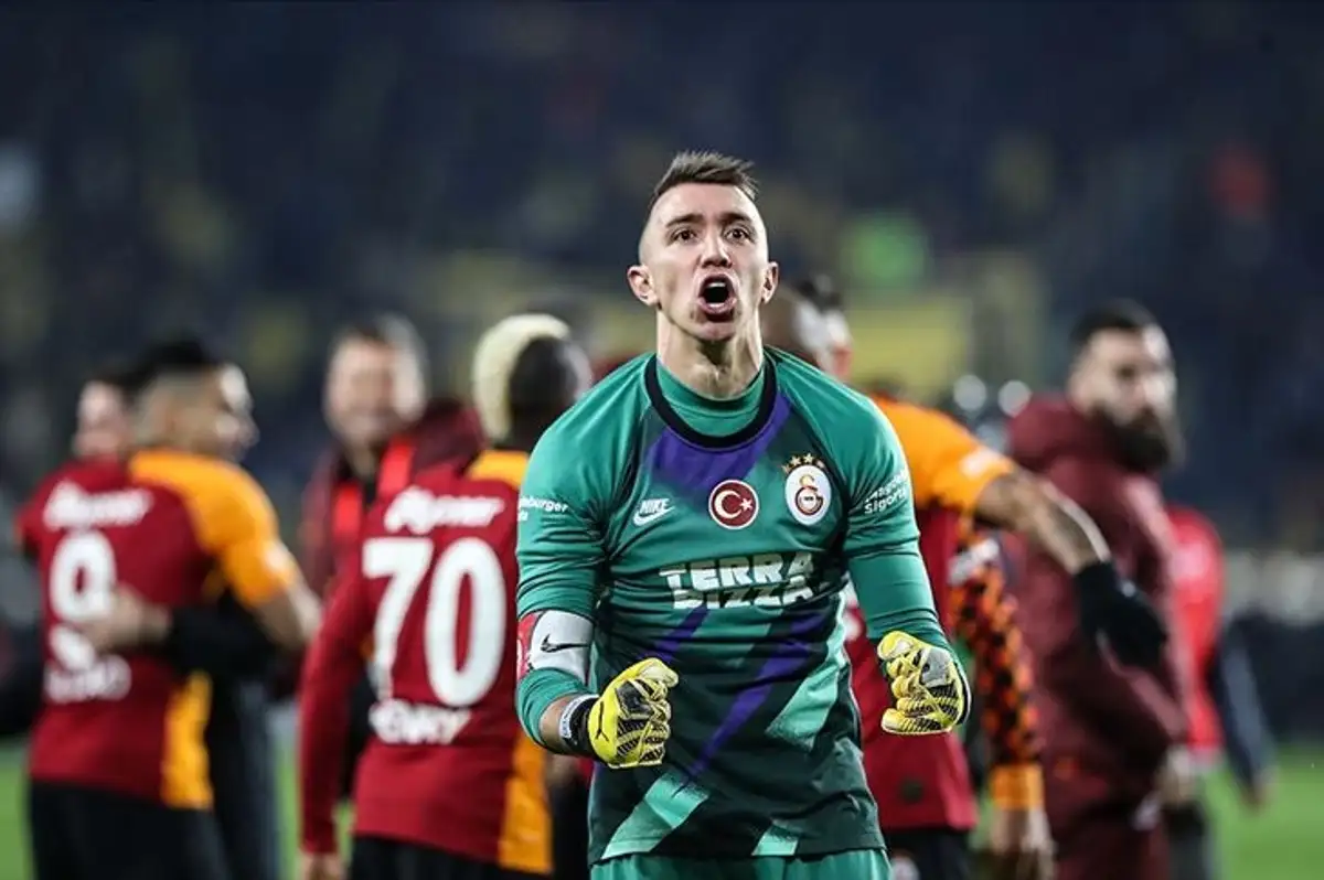 Muslera Galatasaray'dan Sonraki Durağını Açıkladı