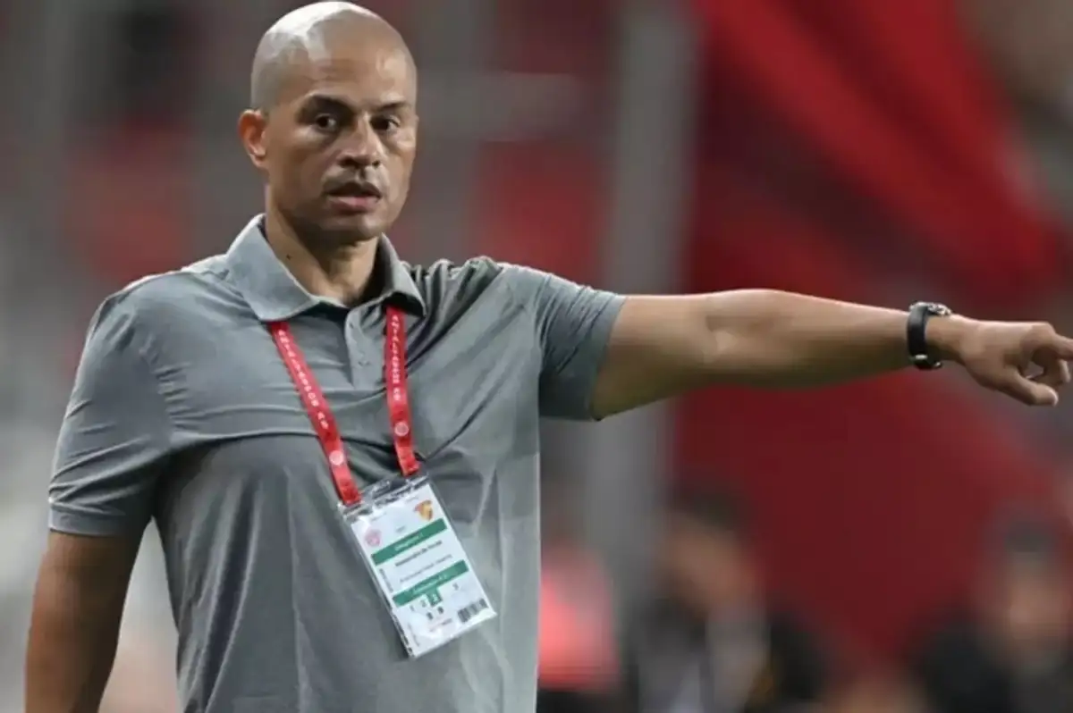Alex de Souza: "Maaşımızı Alamadık"