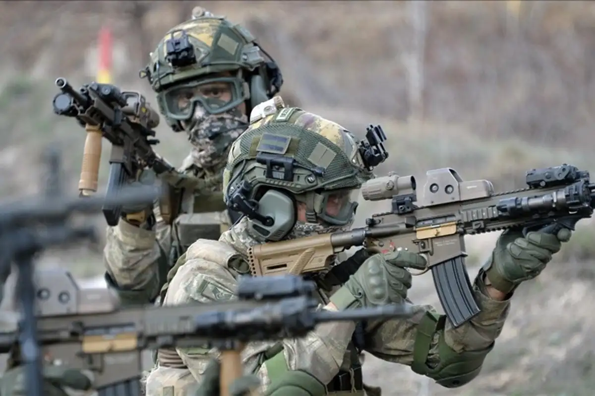 MSB: Irak ve Suriye'de 13 Terörist Etkisiz Hale Getirildi