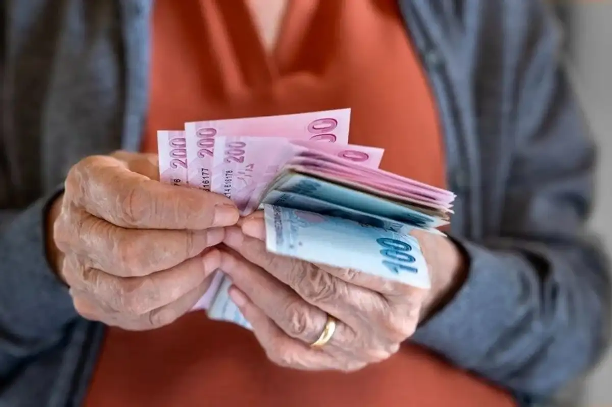 Emekli Maaşı Zam Farkı Ödemeleri 11 Şubat'ta Başlıyor