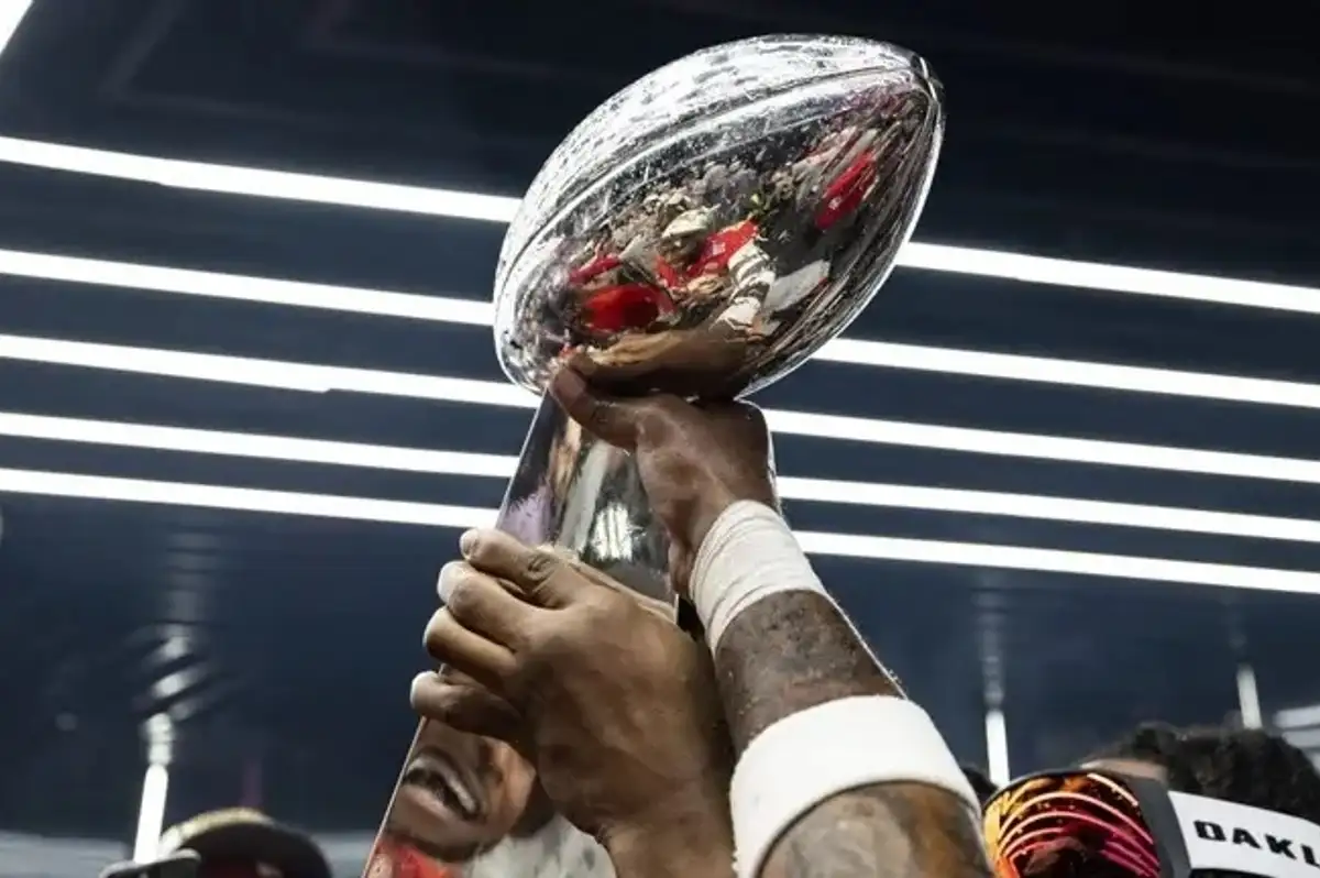 Super Bowl Finalinde Filistin Bayrağı Açan Protestocu Gözaltına Alındı