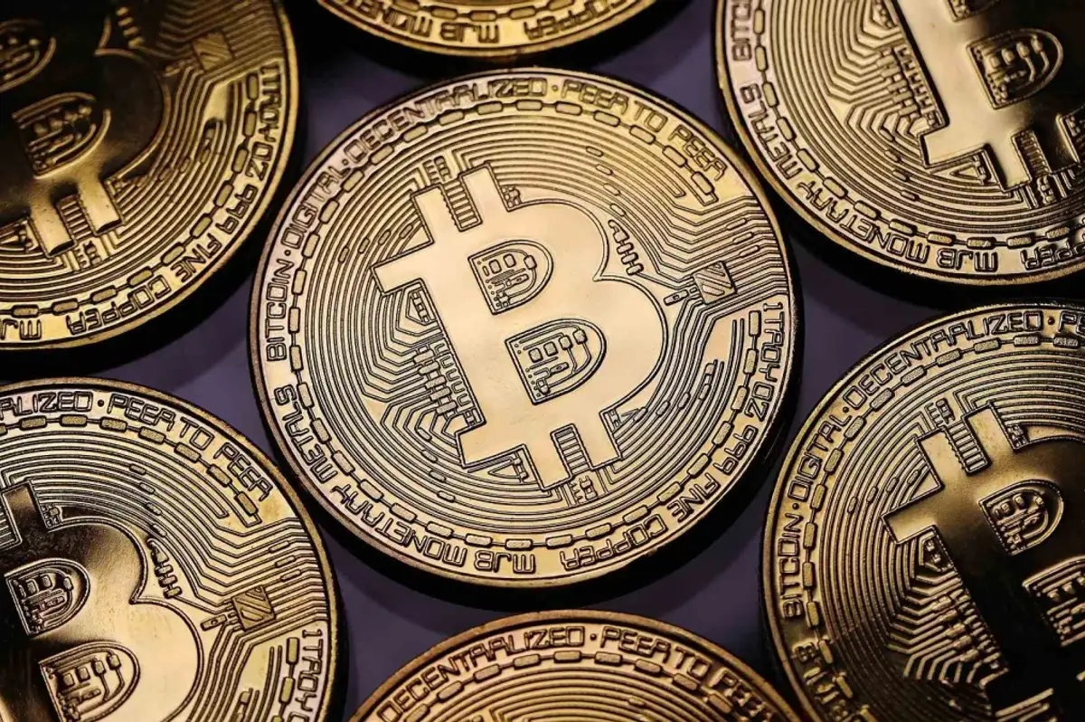Bitcoin'de Düşüş Trendi Devam Edecek Mi? Ünlü Analist Açıkladı