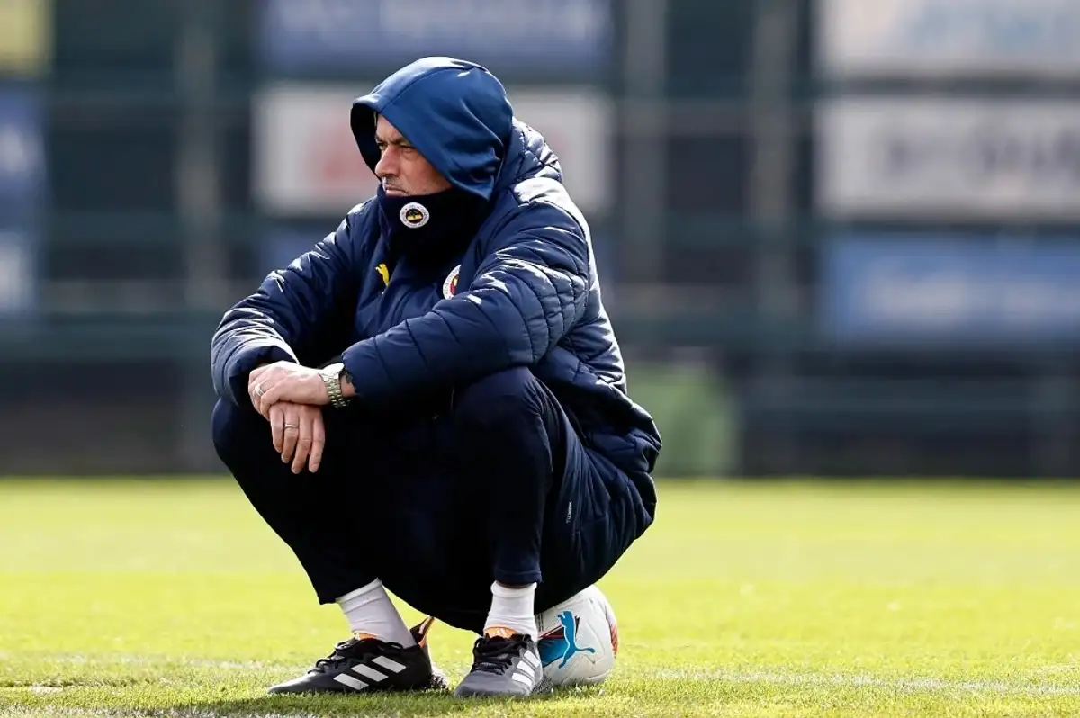 Avrupa Ligi Zaferinden Sonra Mourinho'dan "48 Saat" Paylaşımı