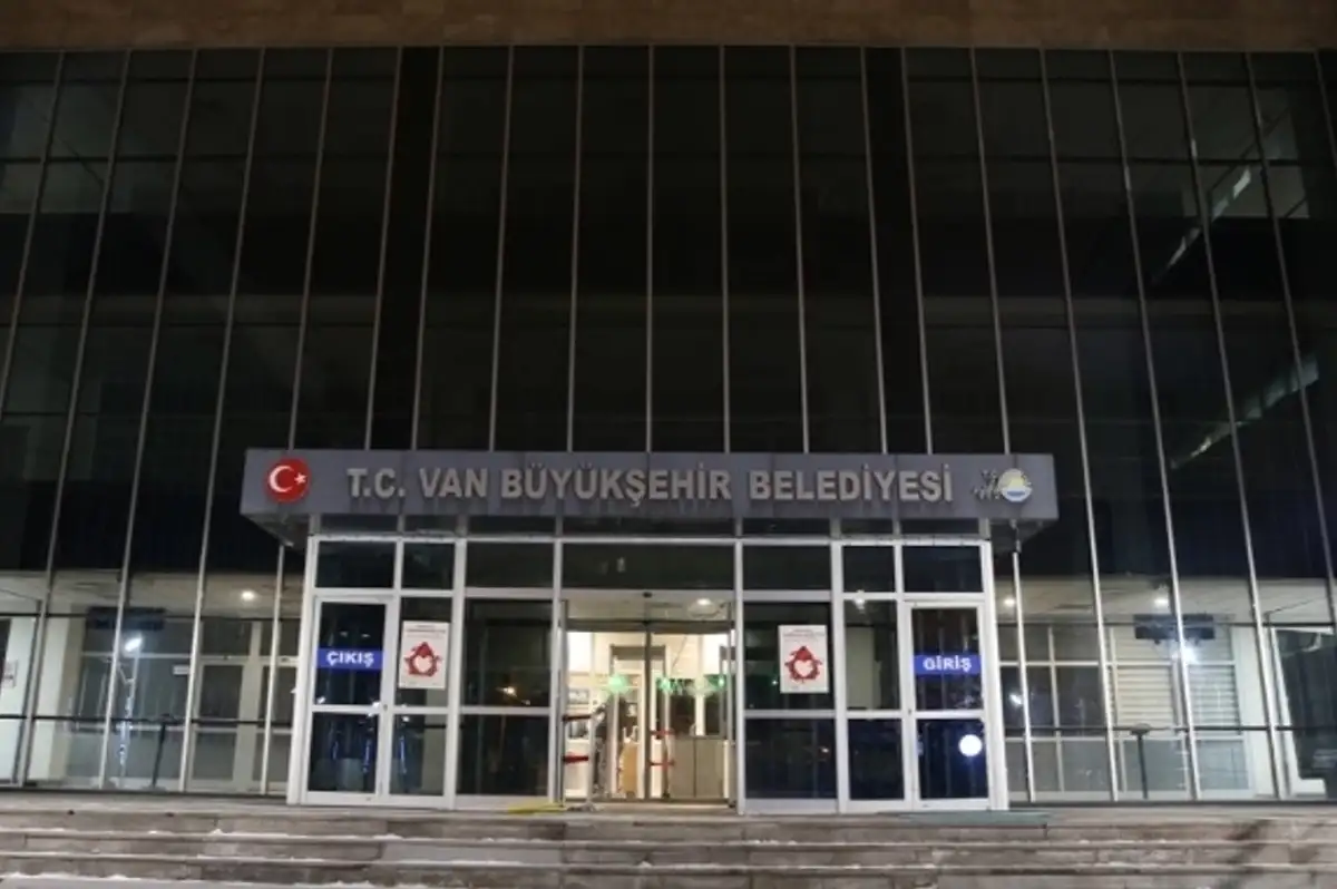 Van Büyükşehir Belediyesi'ne Kayyum Atandı