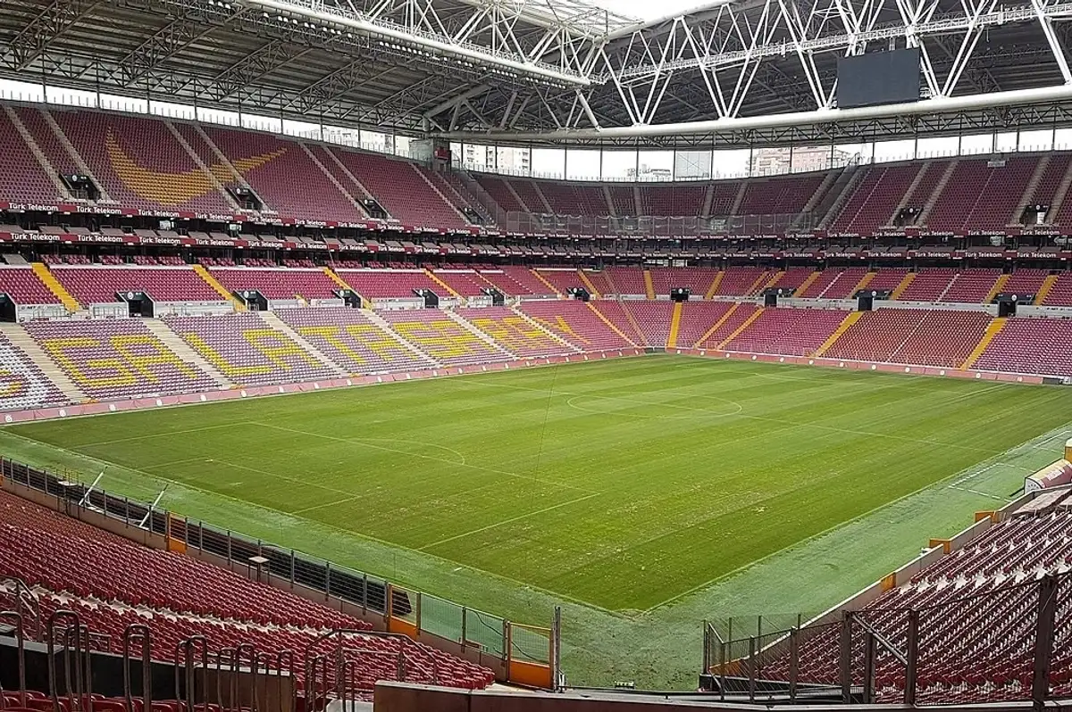 Galatasaray-AZ Alkmaar Maçında Bir İlk Yaşanacak: Ali Sami Yen'de 5.5G Deneyimi!