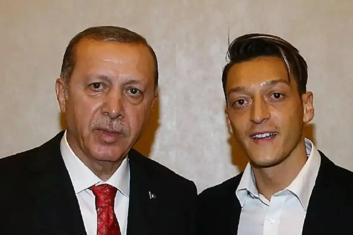 Mesut Özil AK Parti Yönetimine Girdi