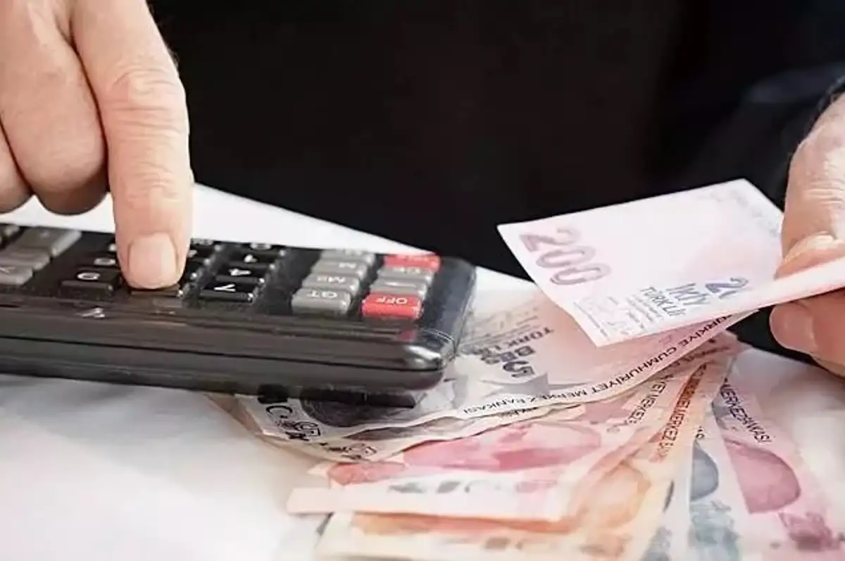 SGK Acı Haberi Duyurdu: Emekli Maaşları Faiziyle Geri Alınacak!
