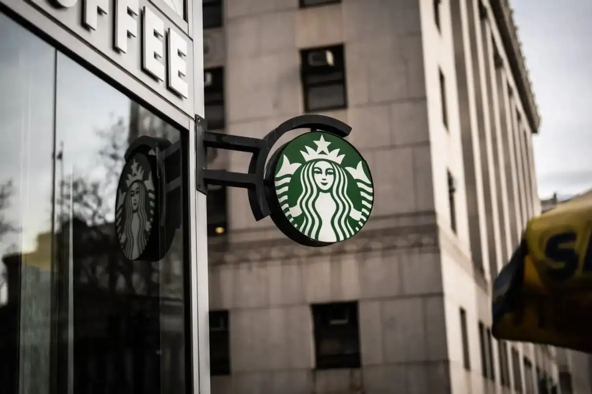 Starbucks İflas mı Ediyor? 1100 Çalışanını İşten Çıkaracak