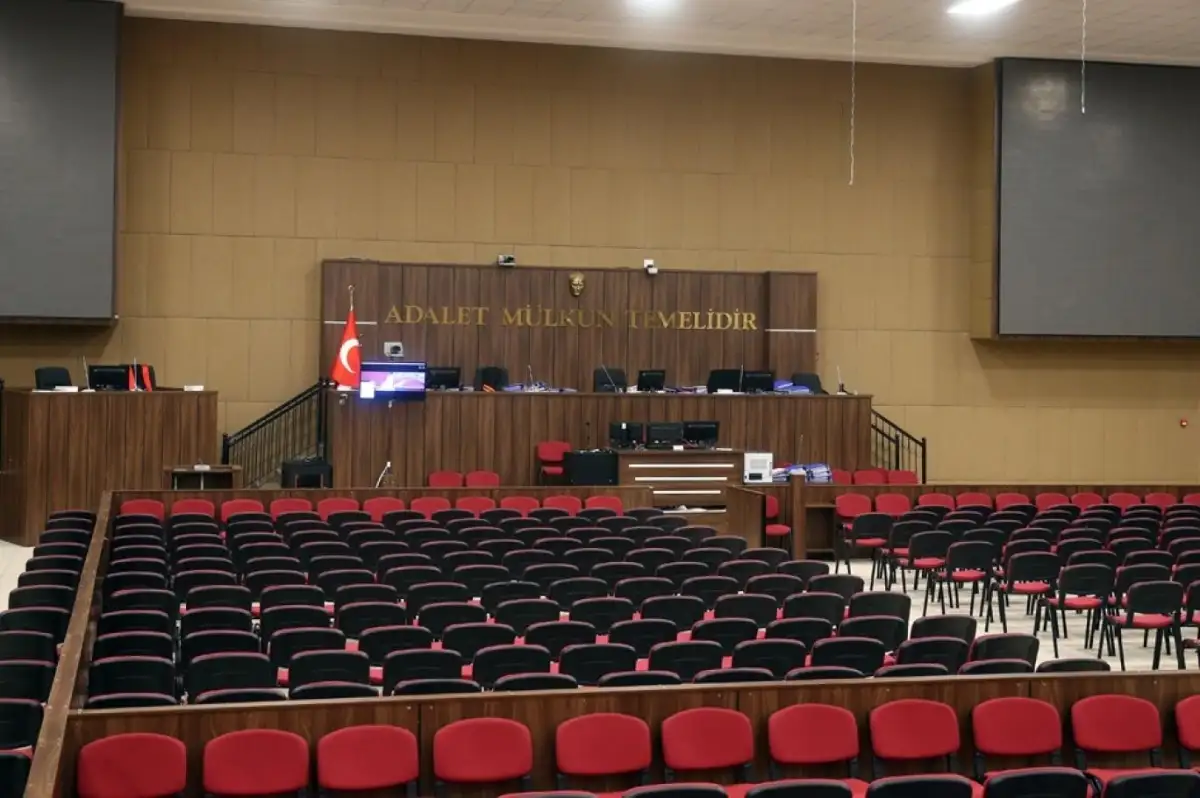 Yenidoğan çetesi davasında ara karar açıklandı: 4 sanık adli kontrol şartıyla tahliye edildi