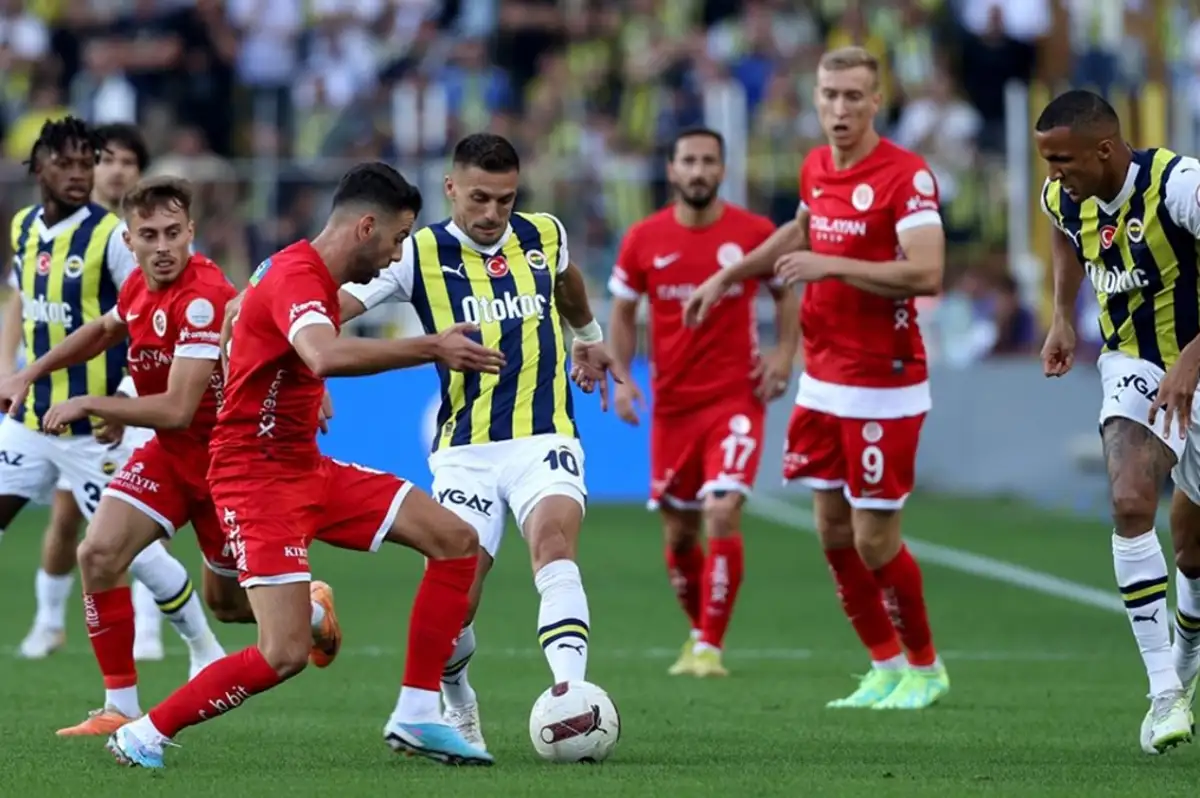 Fenerbahçe Antalyaspor Maçı Ne Zaman, Hangi Kanalda? Fenerbahçe Antalyaspor İlk 11'ler