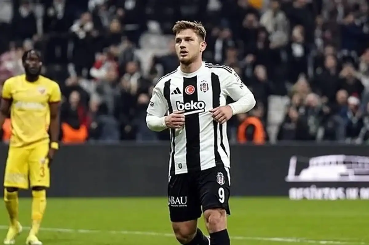 Türk Futbolunda Bir İlk! Vücut Kamerası Beşiktaş'lı Oyunculara Takıldı