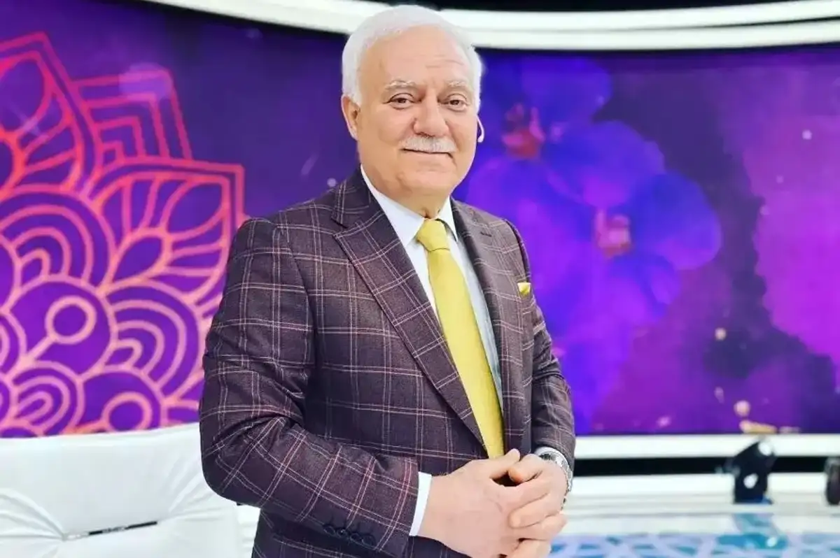 Nihat Hatipoğlu'na Gelen Soru Şaşırttı: "Kaçak Siteden Maç İzlemek Haram mı?"