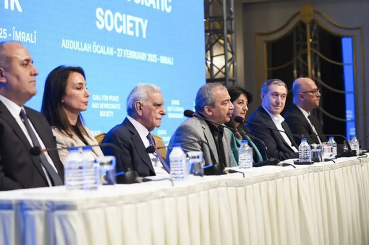 DEM Parti Heyeti'nin İlk Durağı CHP Oldu