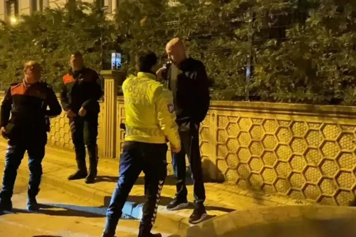 Trafik Denetiminde Alkollü Sürücüden İnanılmaz Çıkış: "Amerikan Polisi misiniz?"