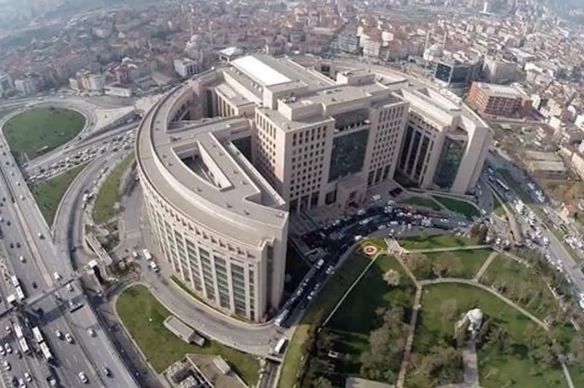 Çağlayan Adliyesi'nde Savcıya Suikast Girişimi: DHKP-C Üyesi Derya Taşkıran Etkisiz Hale Getirildi!