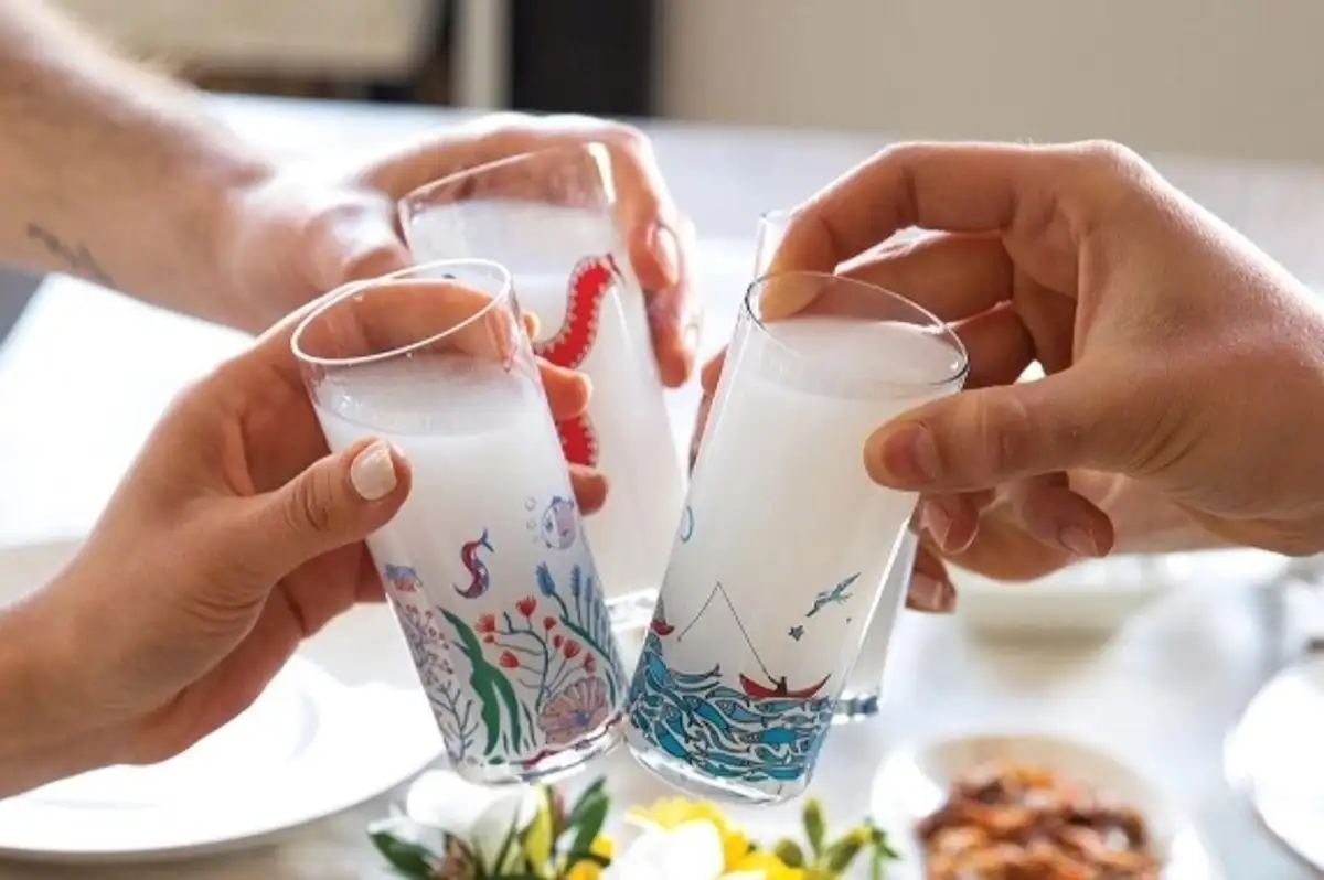 Sigaradan Sonra Rakıya Dev Zam