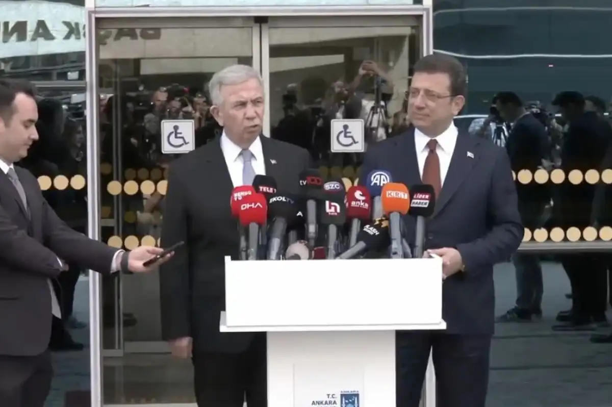 İmamoğlu, Yavaş'ı Makamında Ziyaret Etti