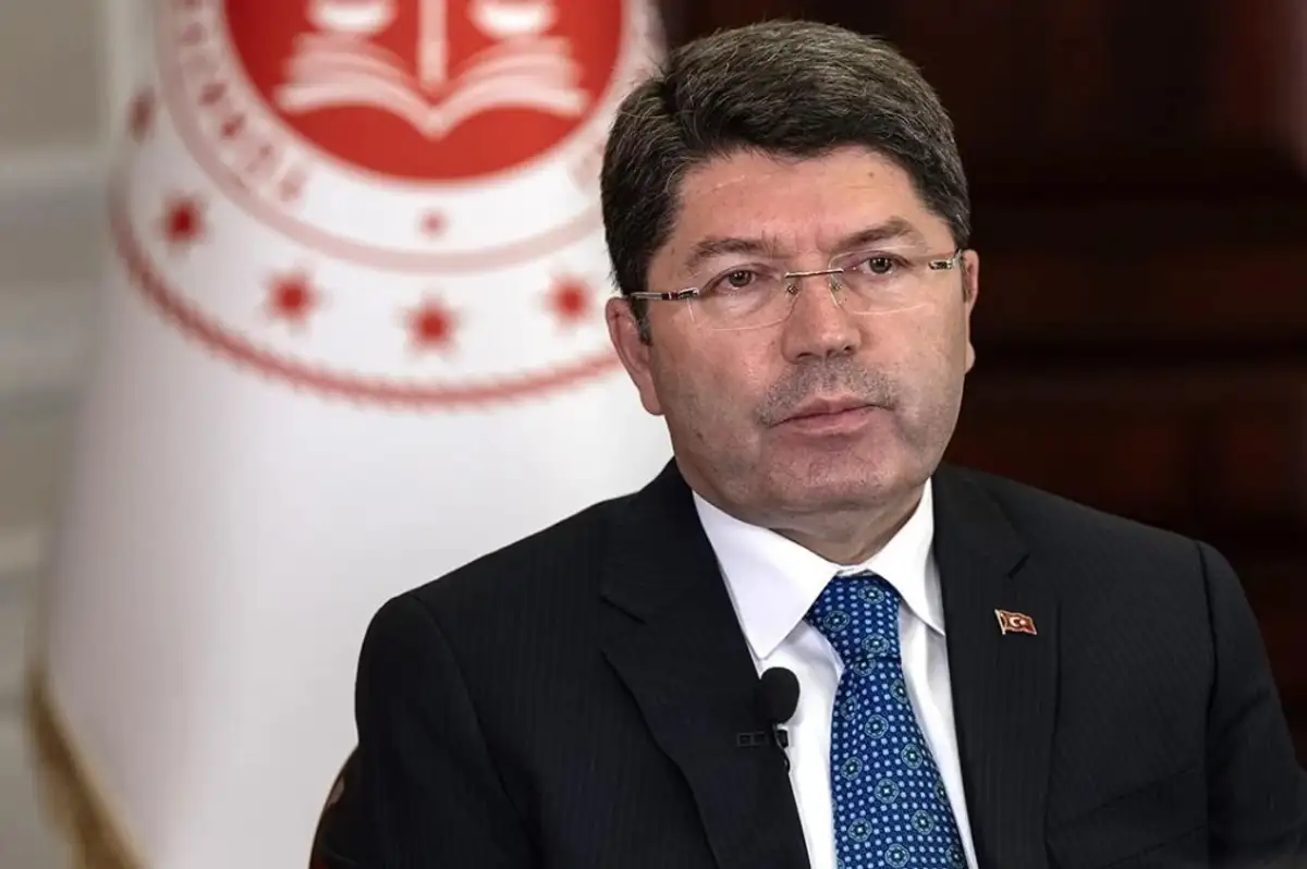 Bakan Tunç: 90 Kişinin Emniyetteki İşlemleri Sürüyor