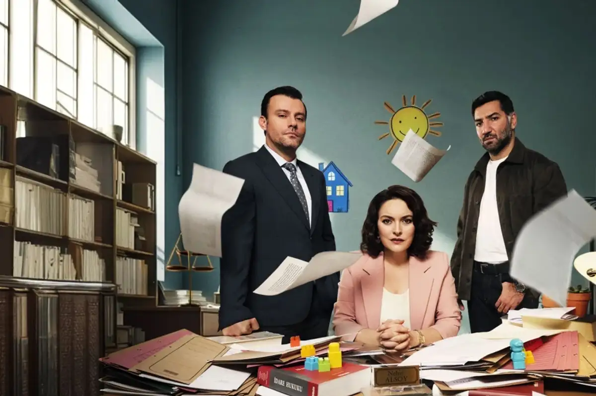 Ezgi Mola, Salih Bademci ve Berkay Ateş'li 'Başka Bir Gün' Dizisi Final Yapıyor