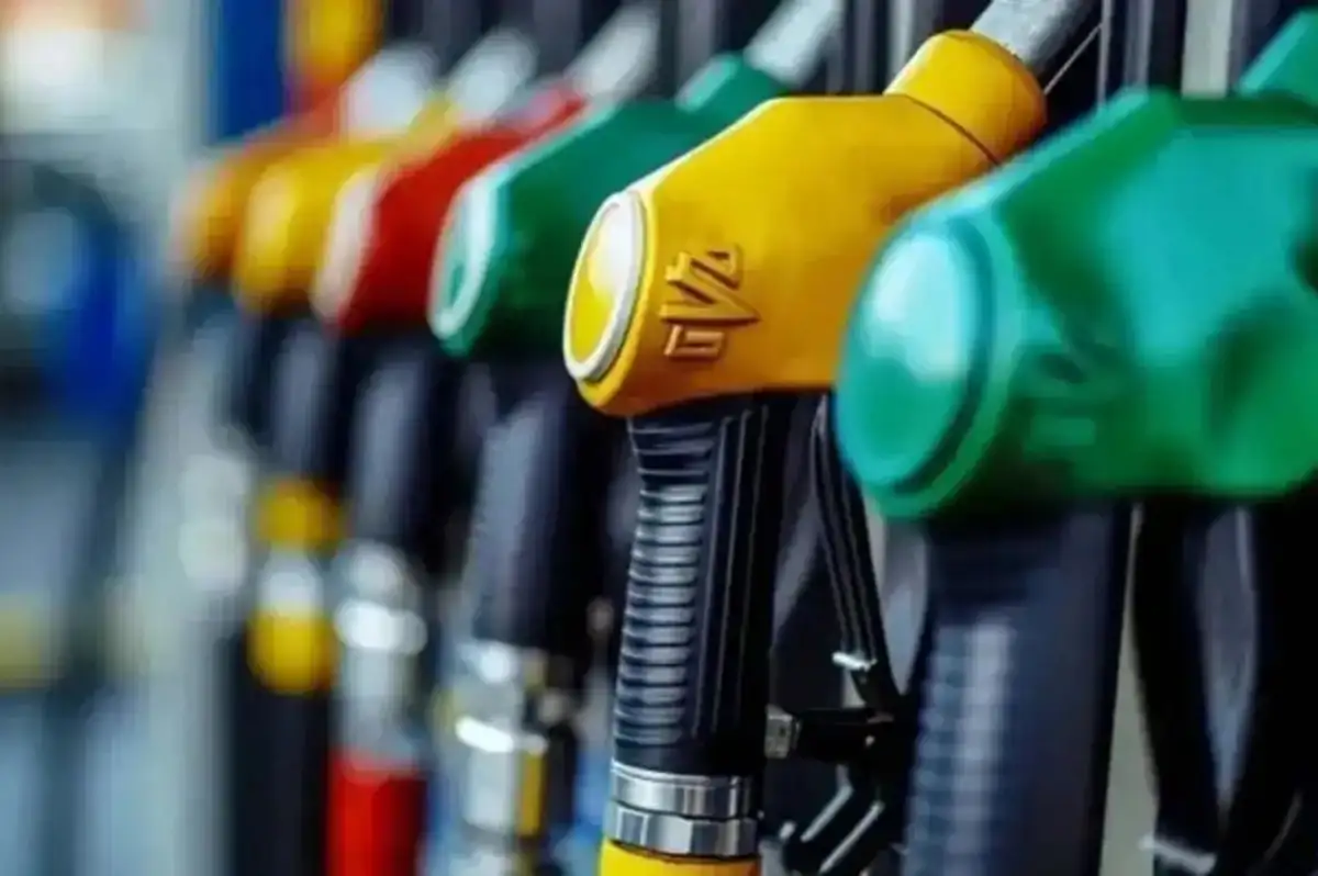Benzine ve Motorine Okkalı Zam!